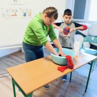 b83e652c-6227-4435-bb44-be99164a4738