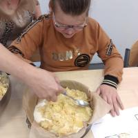 822a894b-9033-49dd-af71-4af03296c89c