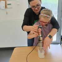 a0938ee4-62eb-4816-a5d5-379dc93d7771